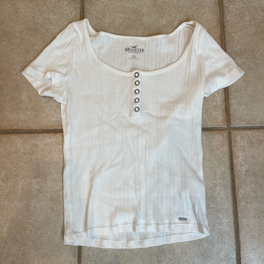 Hollister shirt